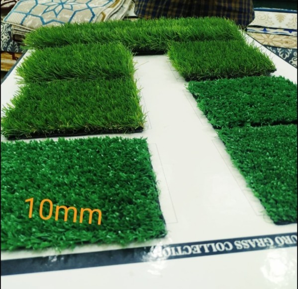 العشب الأخضر - 1