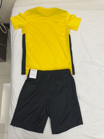 Kids Nike Sport Wear Tshirt Short - 3