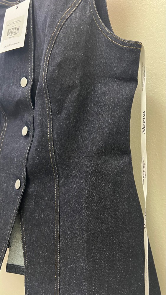 Denim Sleeveless Top With Buttons - 6