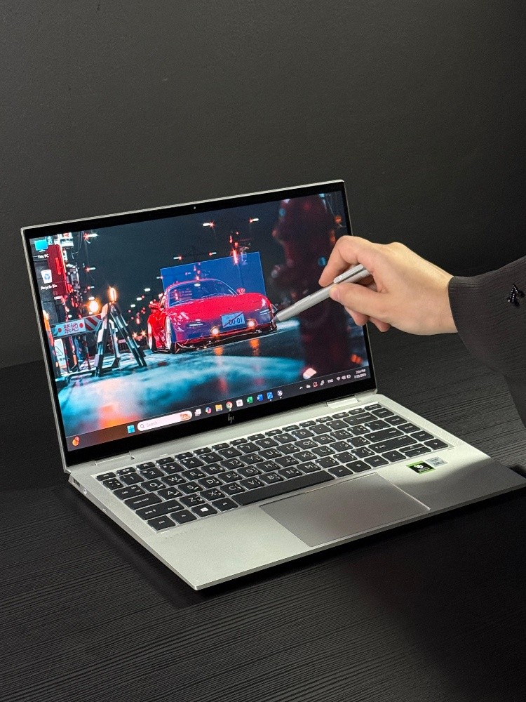 اي 7 رام 16 تاتش لمس 360 - 1