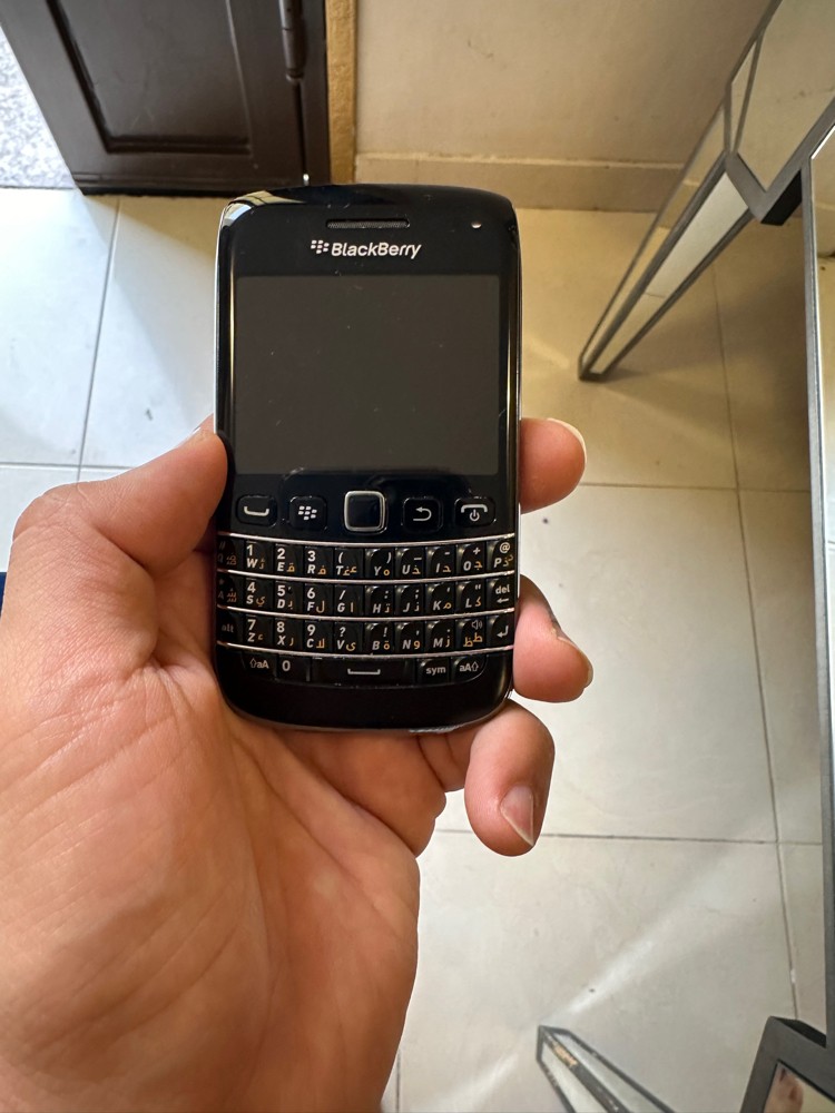 New Blackberry mobile - 6