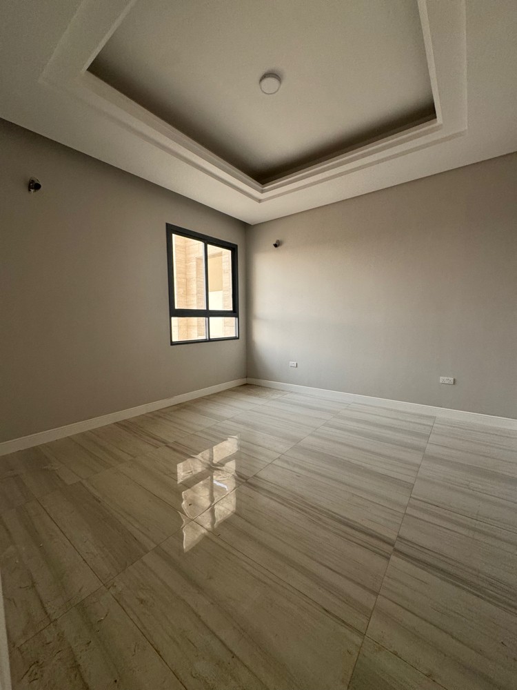 للبيع عماره تجاريه في معيذر - 3