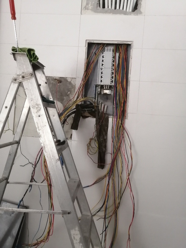 Electrical and plumber maintains - 19