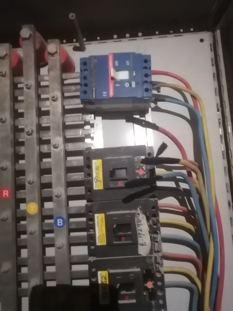 Electrical and plumber maintains - 27