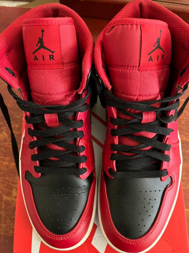 Air Jordan 1 Mid Reverse Bred - 6