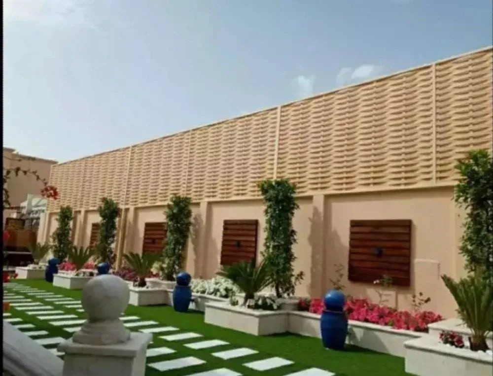 نقوم بجميع اعمال الحداده مظلات لل - 1