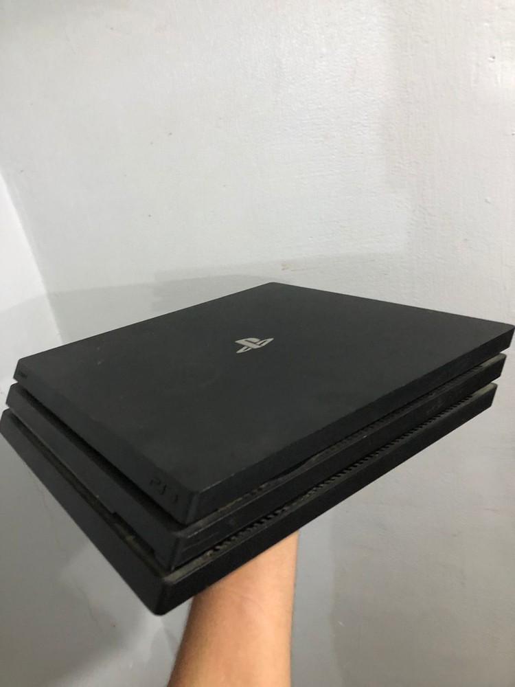 سوني 4 برو 1 تيرا نظيف جدا  - 3