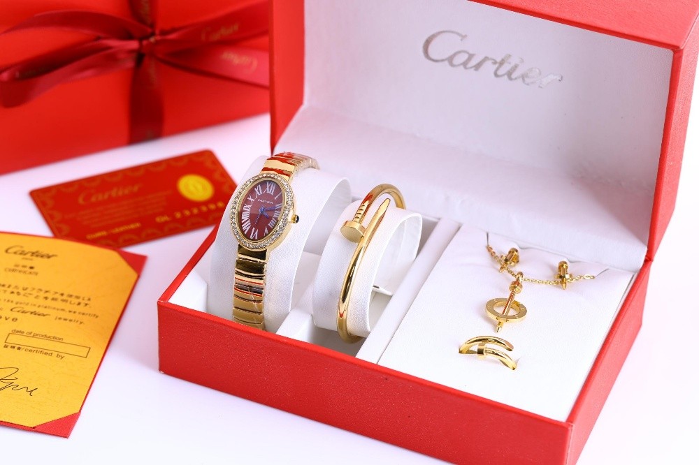 نتميز باجمل العروض نسائيه - 1