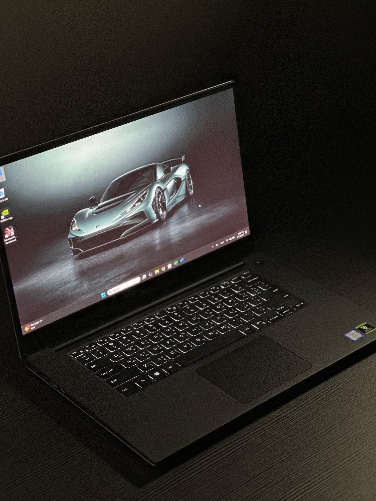 i7 Nvidia 4gb RAM32 SSD512GB - 2