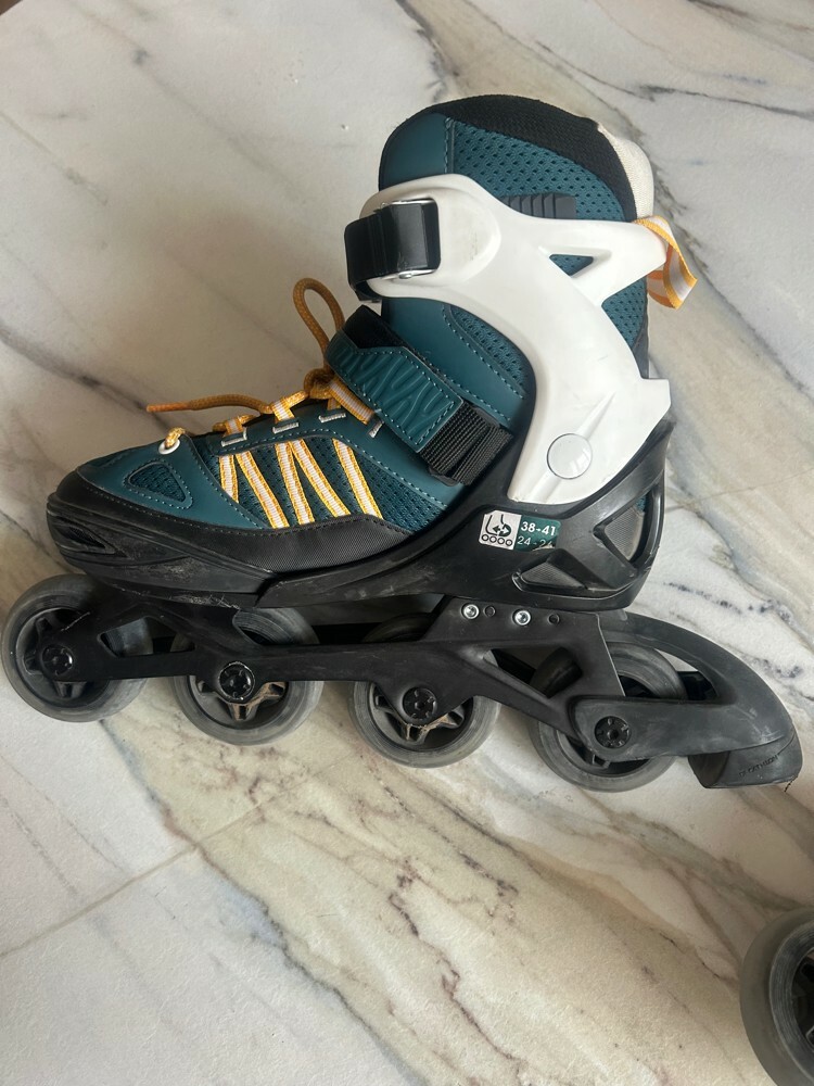 ROLL SKATE - 3