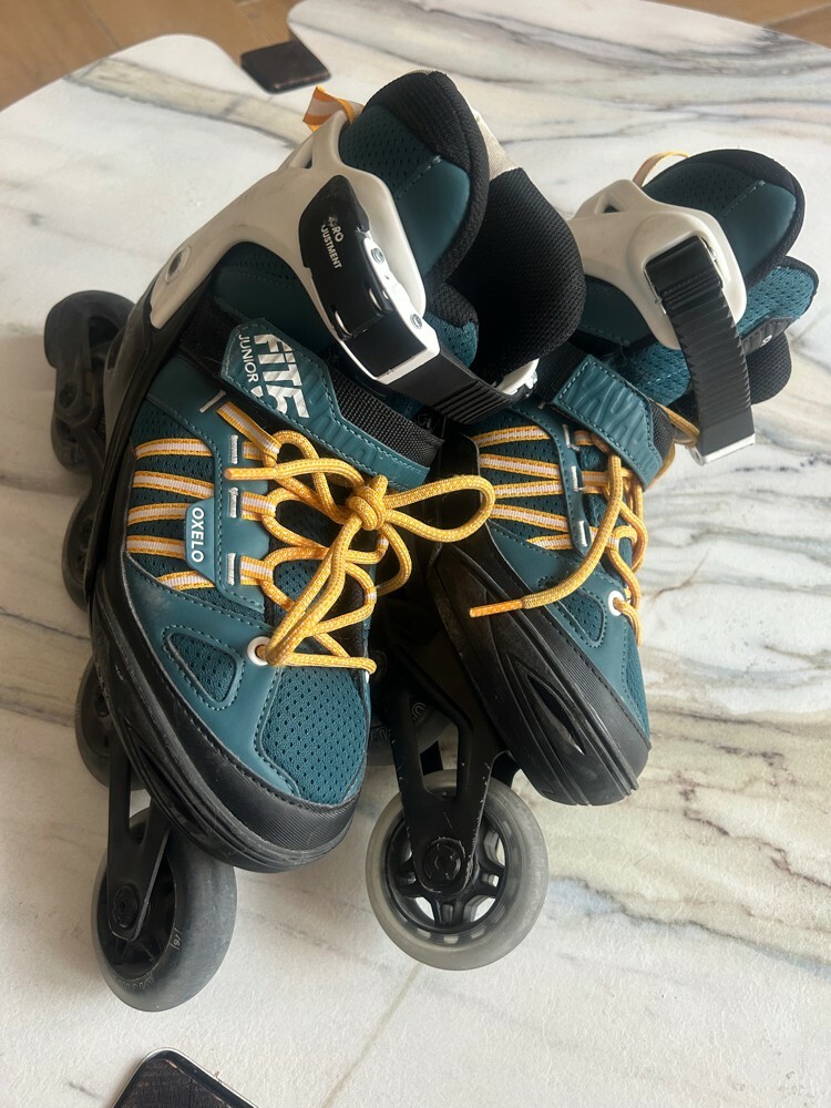 ROLL SKATE - 4