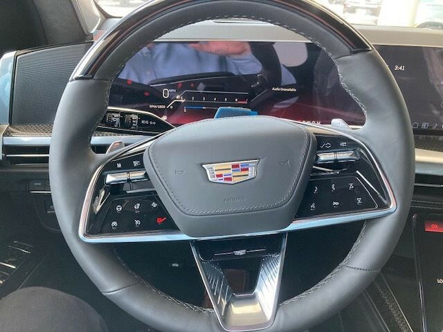 Cadillac Escalade 2025 - 5