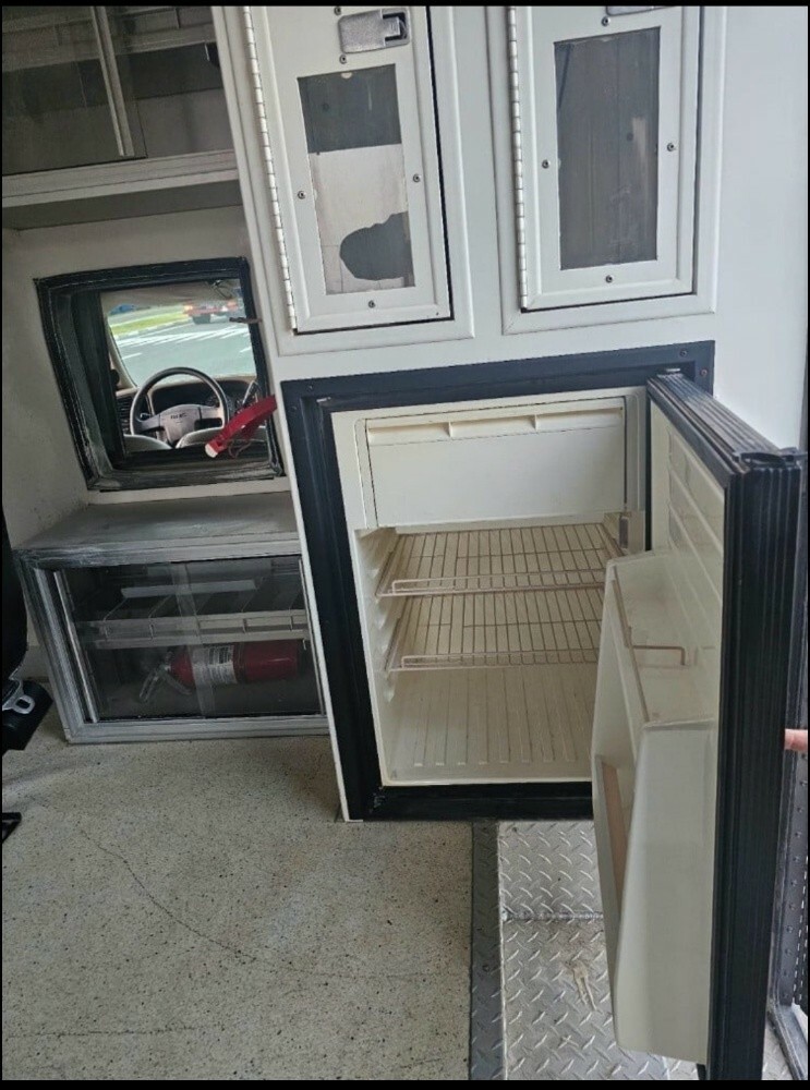 للبيع جي ام سي 3500 اتش دي - 3