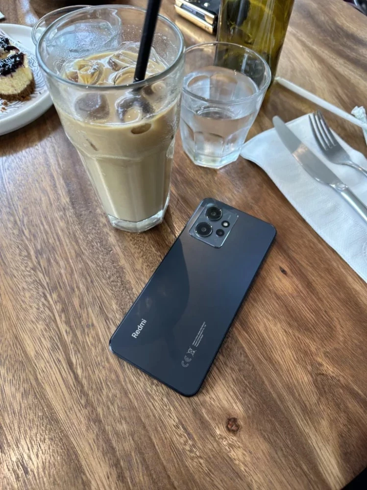 Urgent sale Redmi note 12 - 1