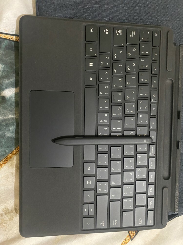 surface pro 8,9,X,11 keyboard+pen - 2