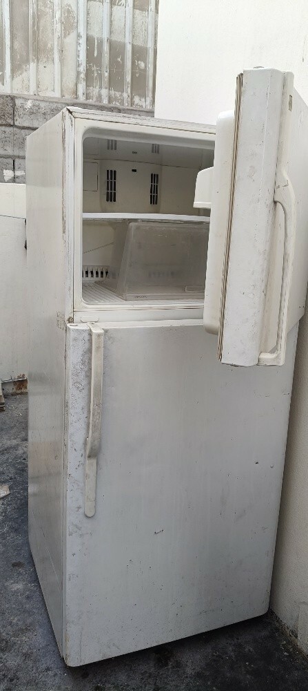 GE fridge double door - 1