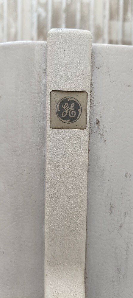 GE fridge double door - 2
