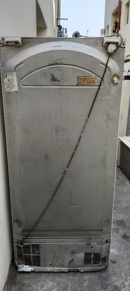 GE fridge double door - 3