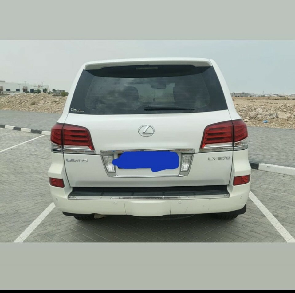 لكزس نظيف للبيع - 2