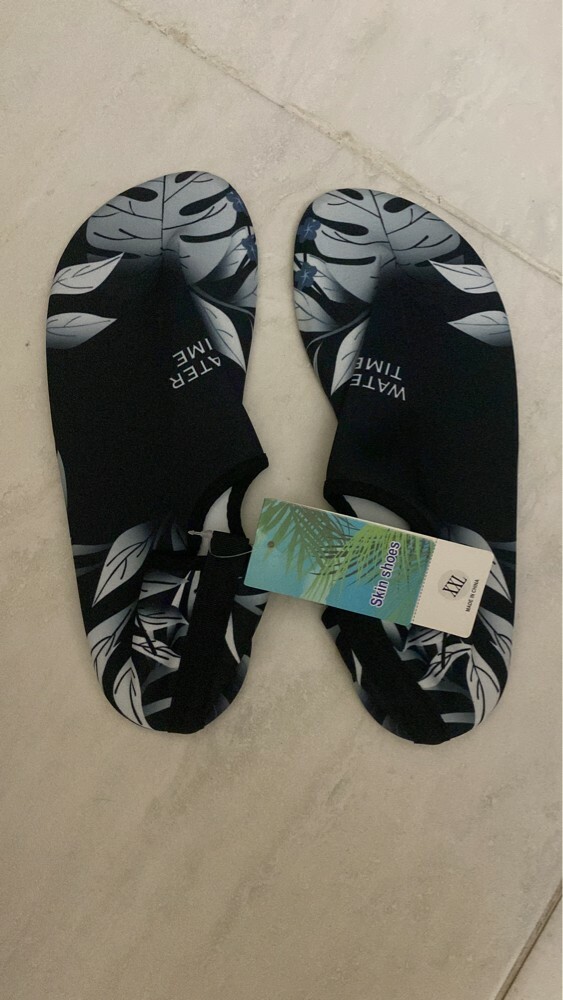 beach shoes  - 1