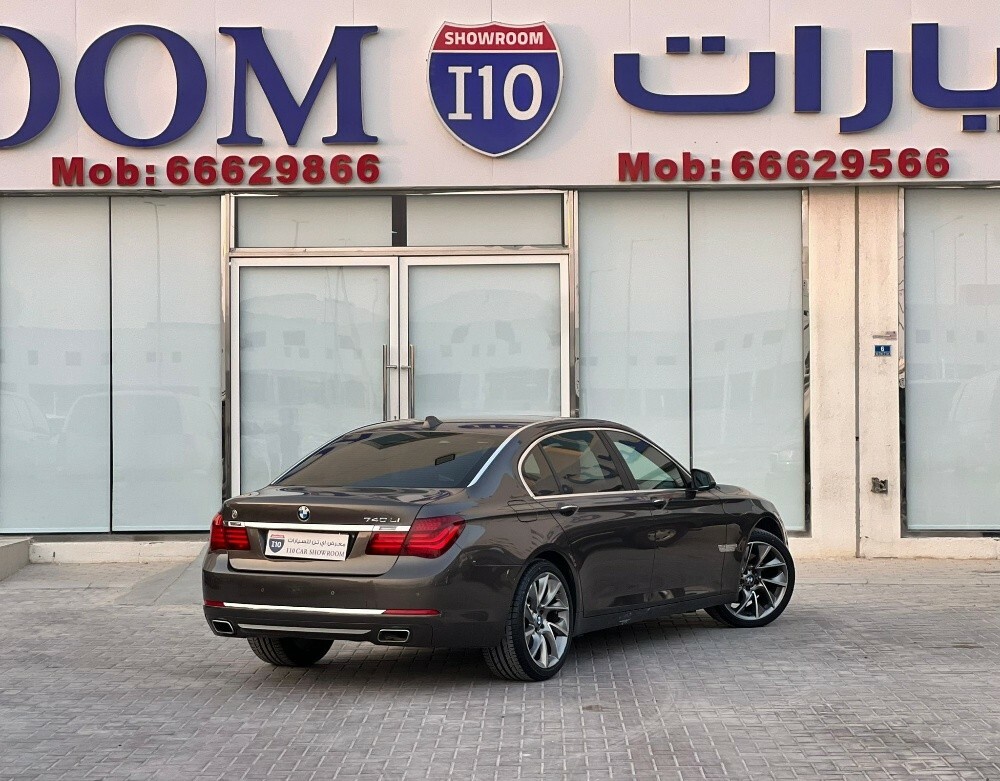 بي ام دبليو 740 ال اي - 9