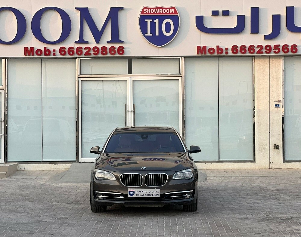 بي ام دبليو 740 ال اي - 1