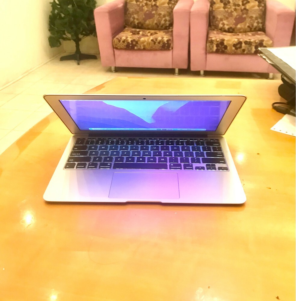 MacBook Air core i7 original USA  - 3