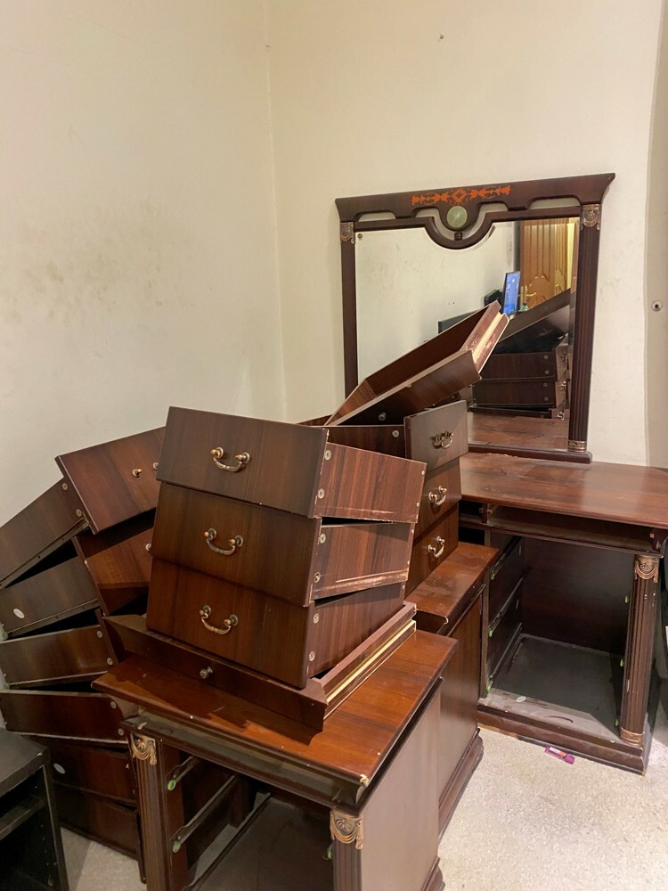 Bedroom Set for Sale  - 2