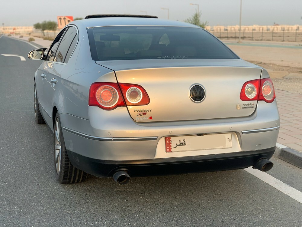 فولكسفاجن باسات آر 32 6 سلندر  - 7