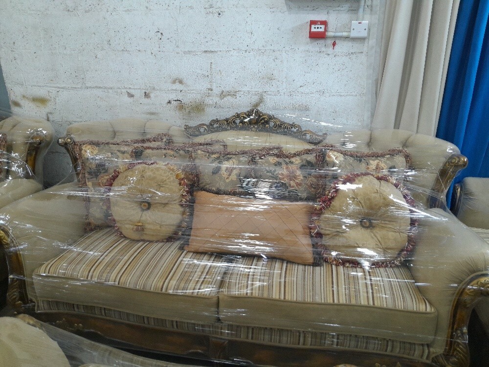 Nabco brand sofa set same likenew - 1