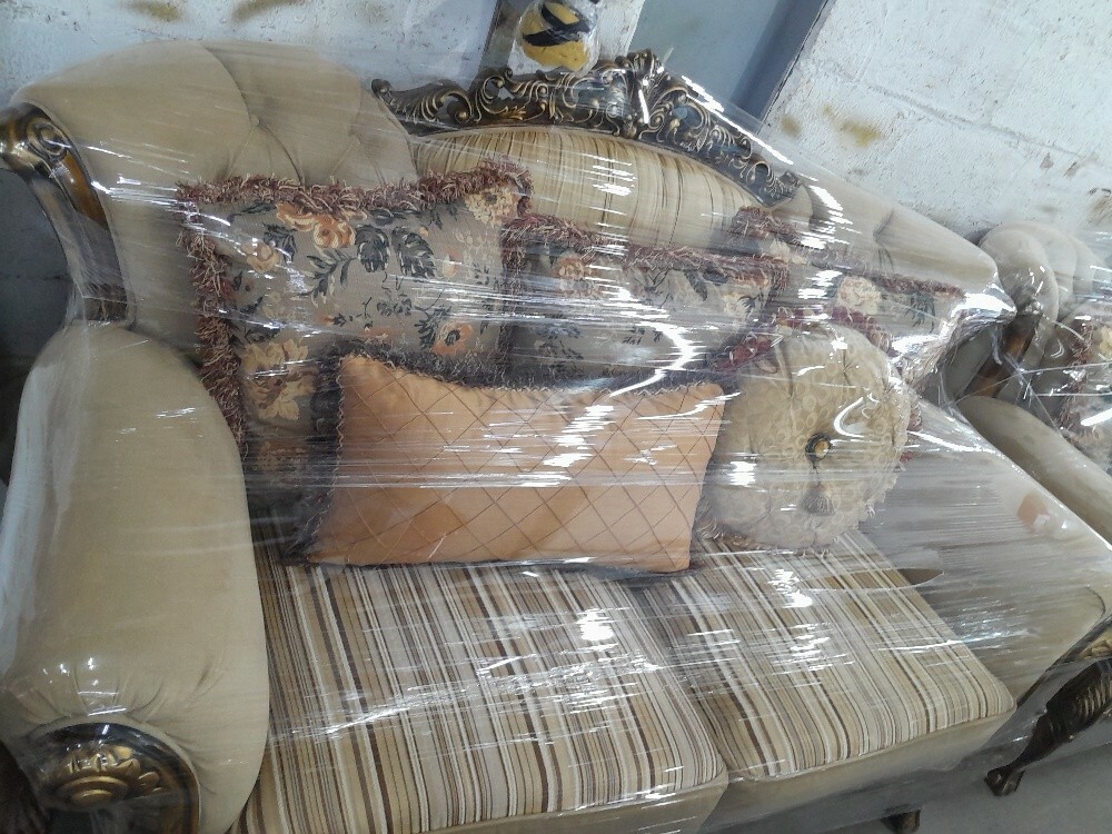 Nabco brand sofa set same likenew - 4