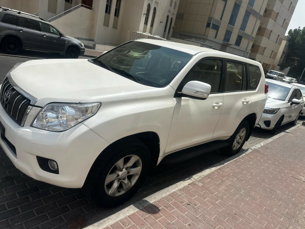 Land cruiser prado(petrol) — photo 1 for sale in Qatar