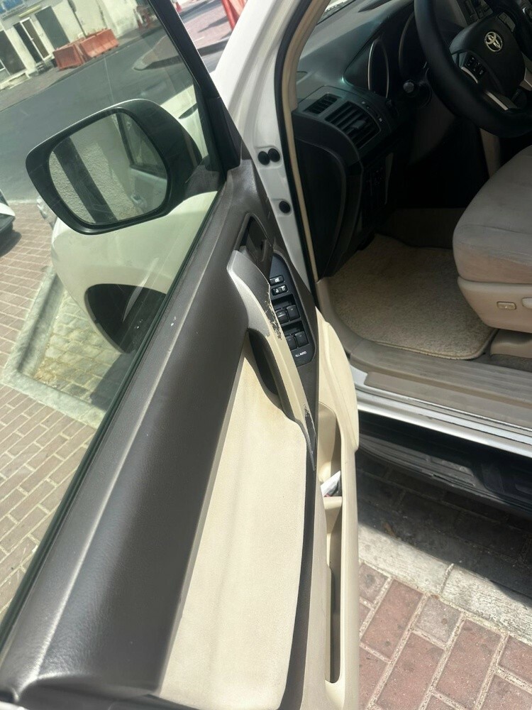 Land cruiser prado(petrol) — photo 4 for sale in Qatar