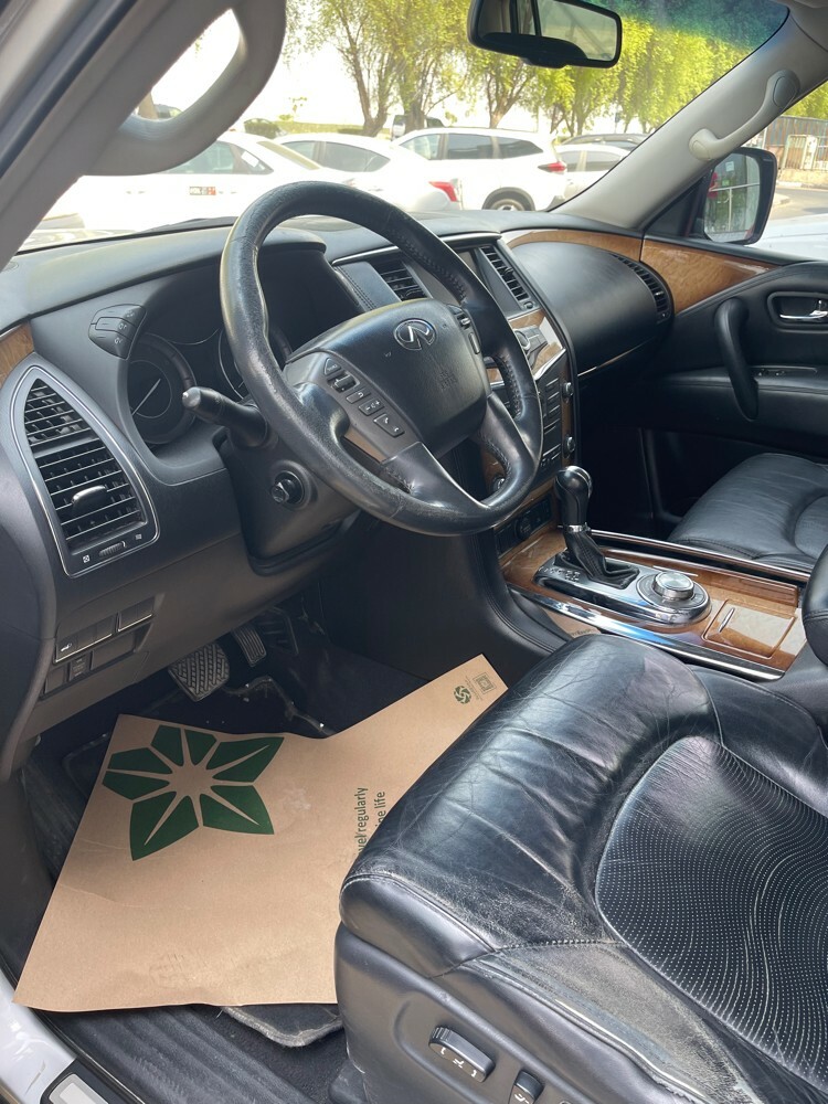 Infiniti QX 80 2014 — photo 16 for sale in Qatar