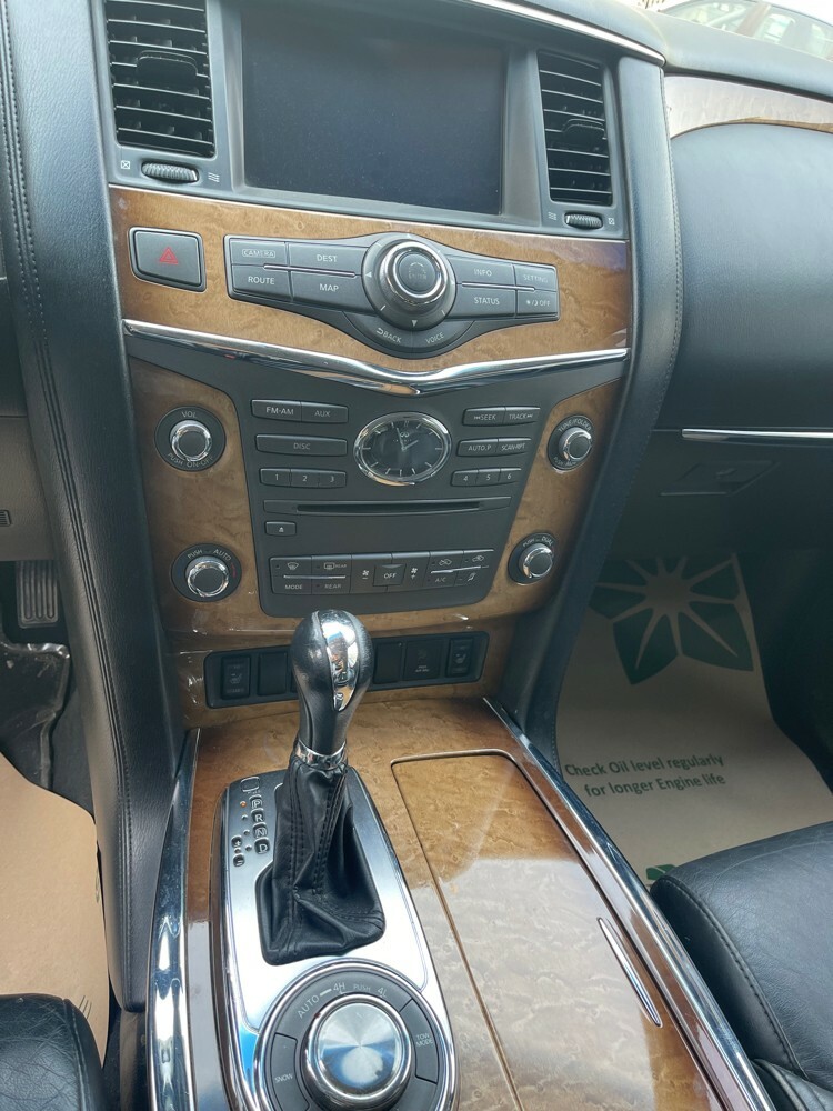 Infiniti QX 80 2014 — photo 14 for sale in Qatar