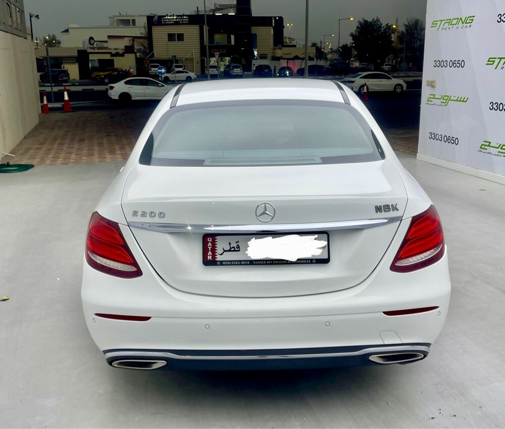 Mercedes E200 perfect condition — photo 4 for sale in Qatar