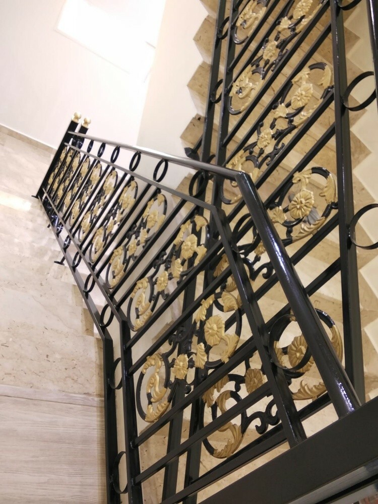 Ceramic works, popular tiles and - 1