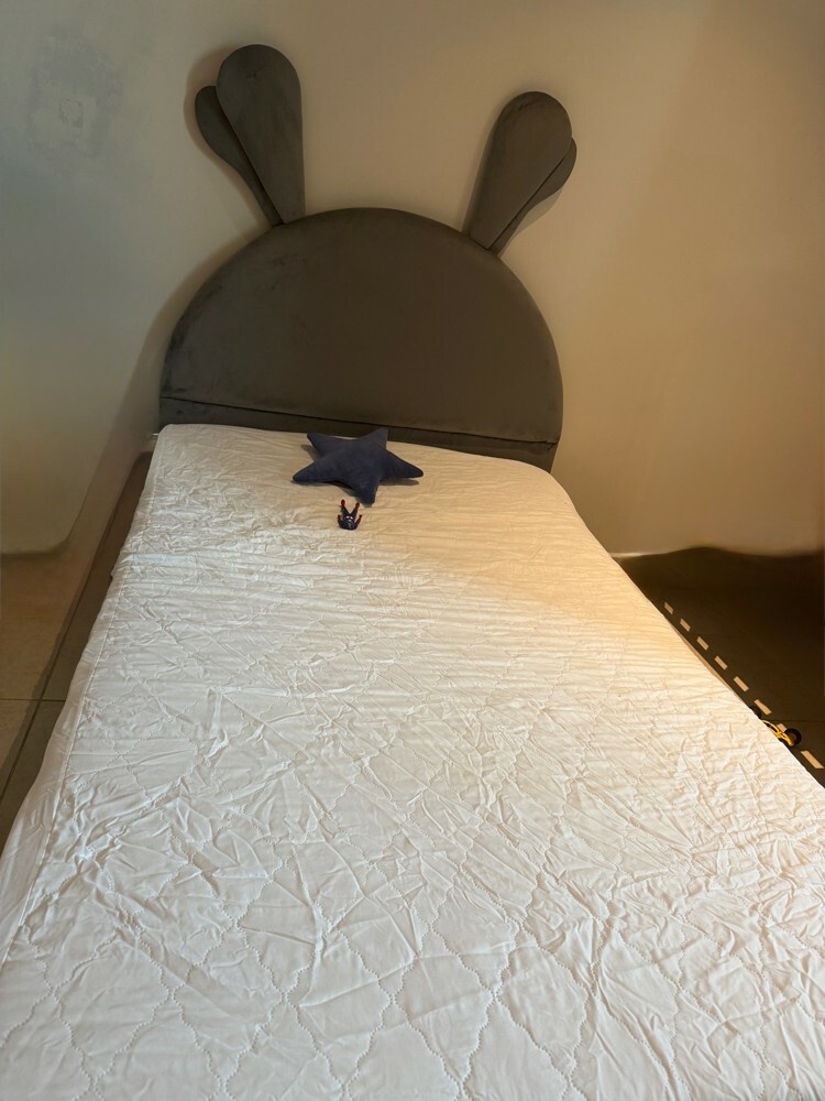 kids bed - 3