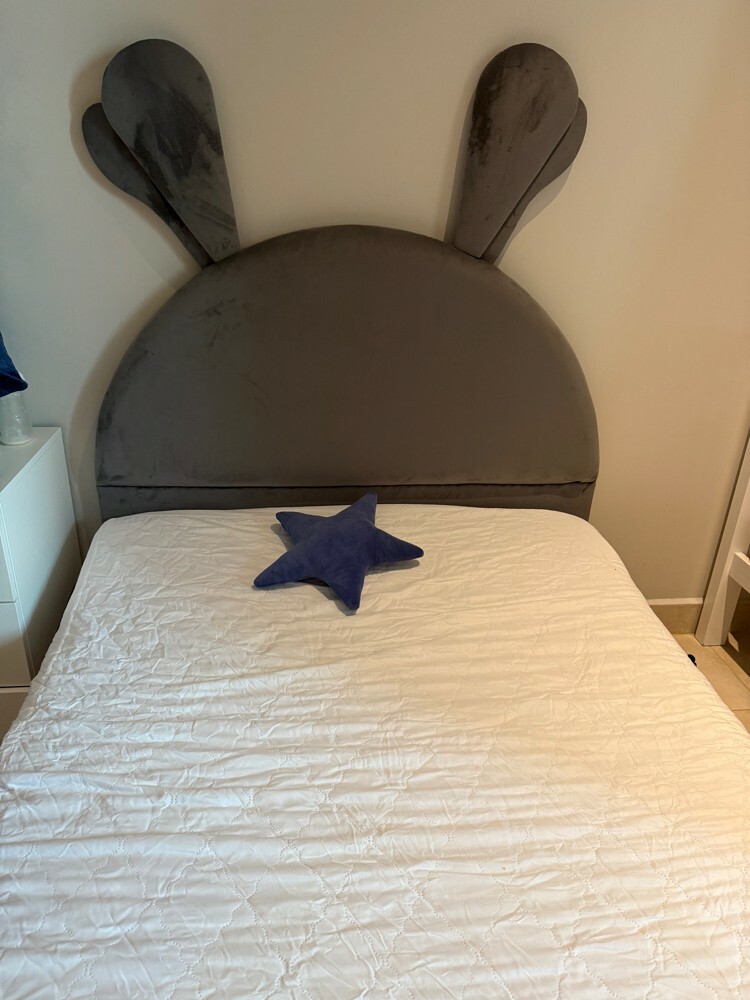 kids bed - 1