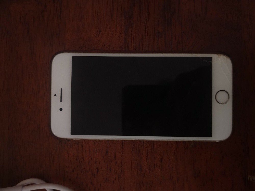 IPhone 6s A1688 for sale - 2
