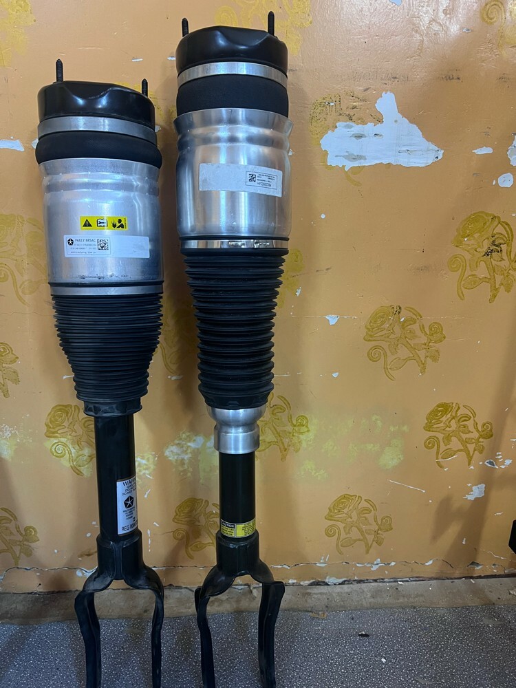 Jeep Grand Cherokee shocks  - 1