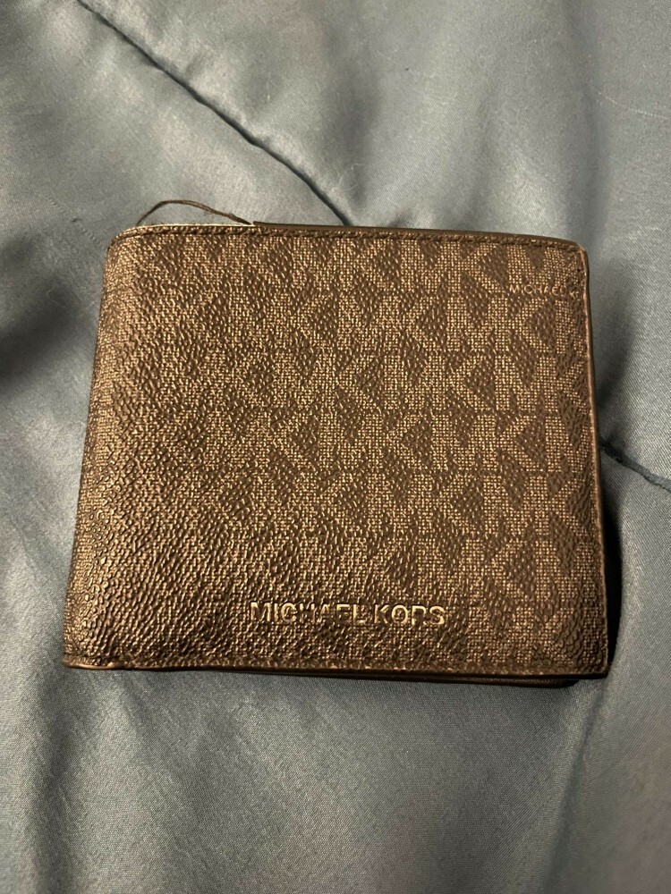 MICHAEL KORS wallet used - 7