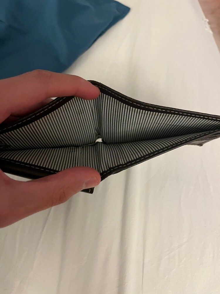 timberland wallet used perfectly  - 4