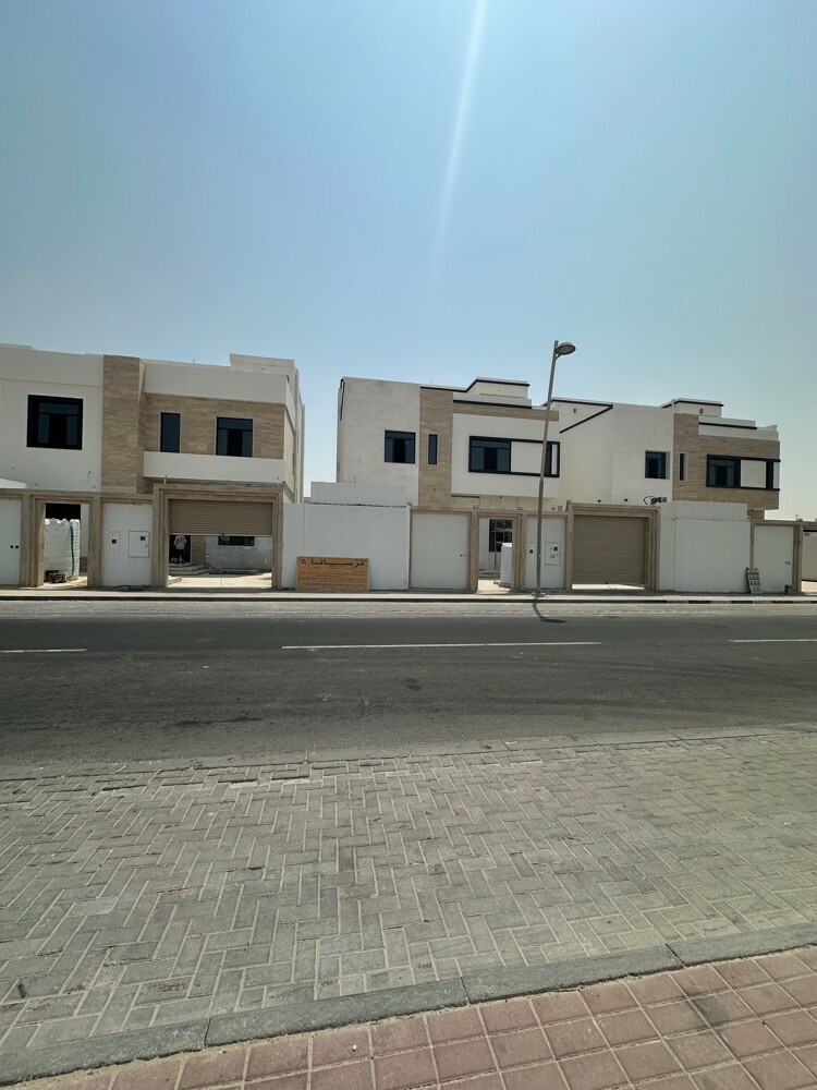 للبيع فلل فاخرة بالثمامة وجاهزة  - 2
