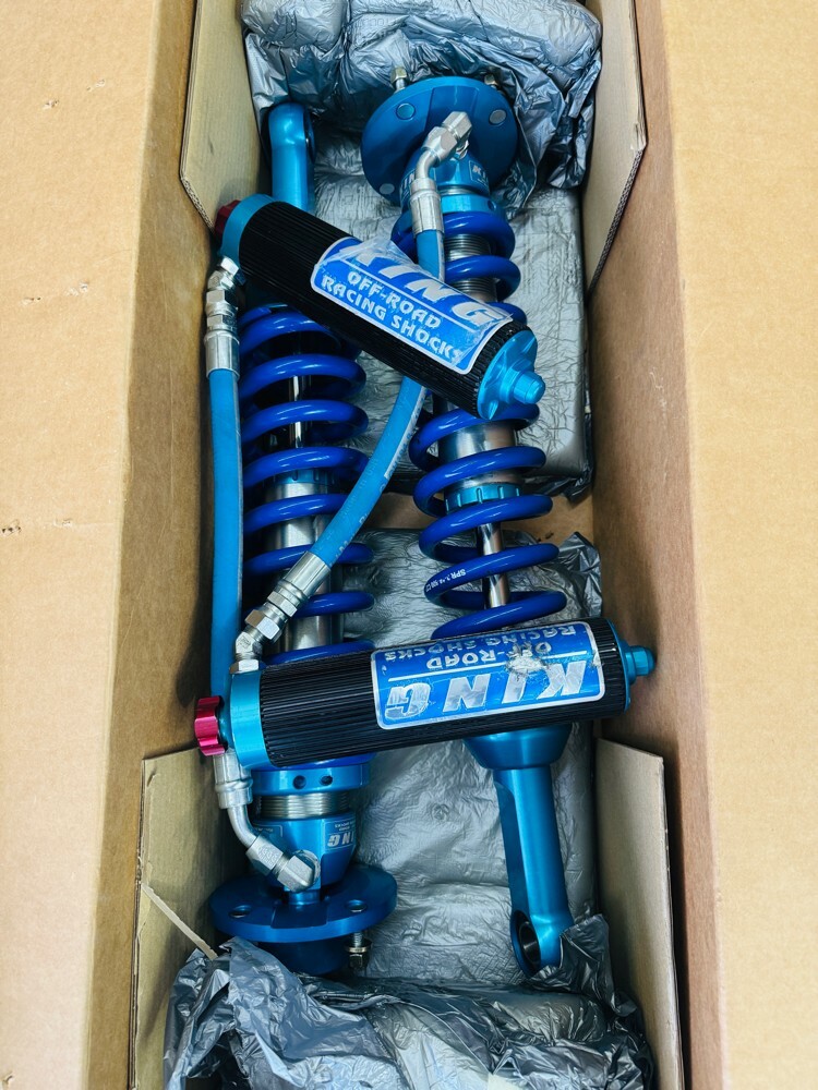 Land Cruiser 2022+ king shock2.5 - 2