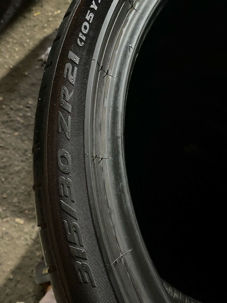 front 305/35/21 back 315/30/21 - 7