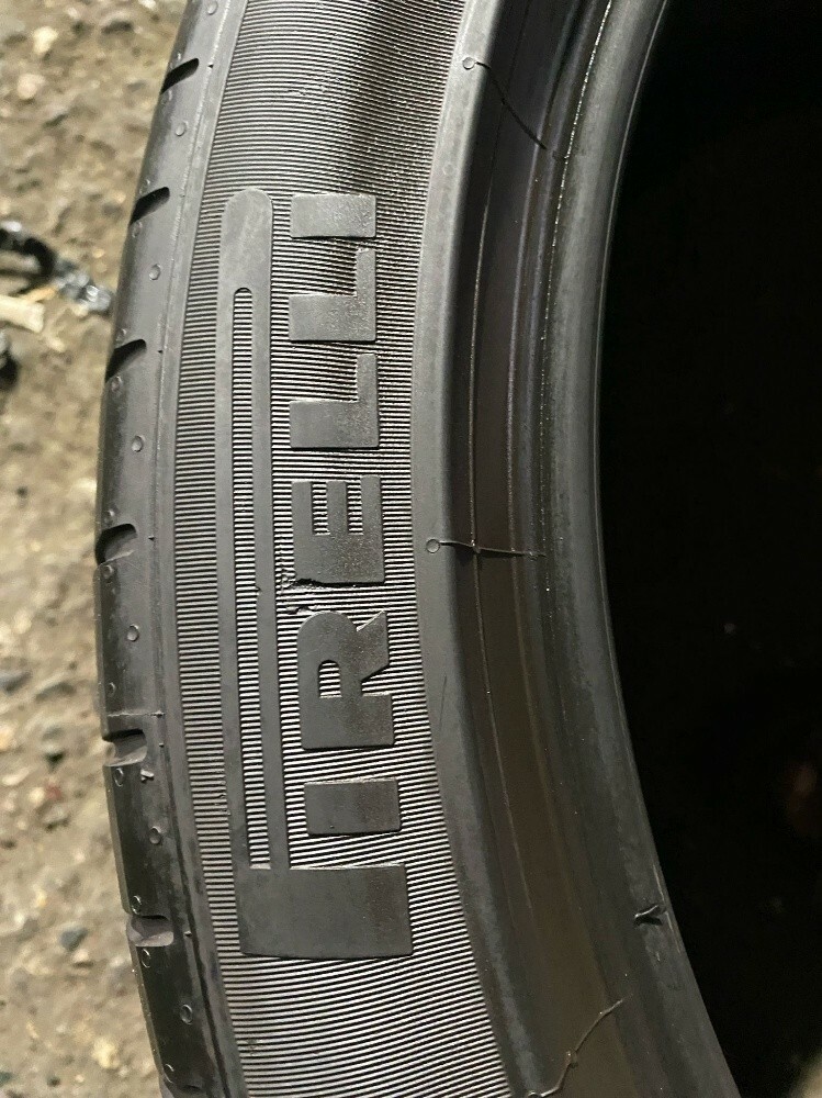 front 305/35/21 back 315/30/21 - 6