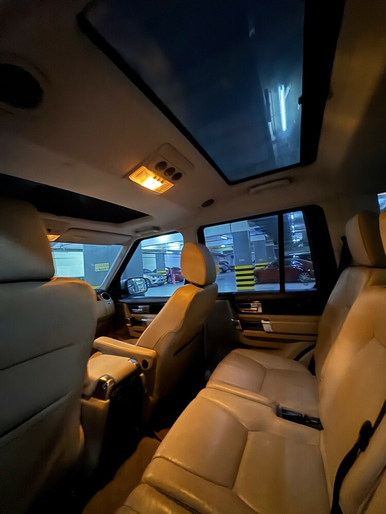 land rover LR4 model 2011 - 9