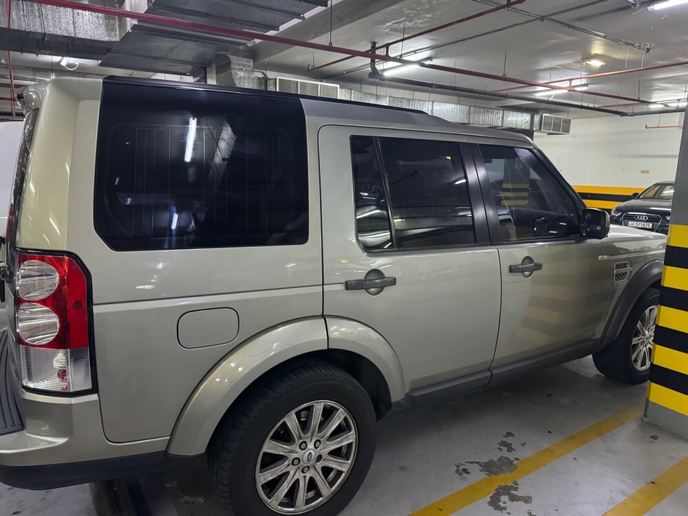 land rover LR4 model 2011 - 1