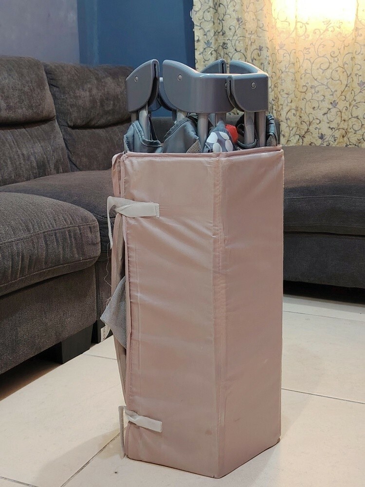 Joie travel cot & crib - 1